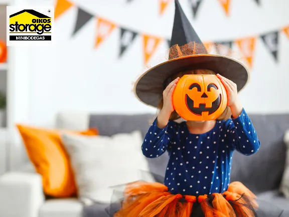 Almacena tu decoración de Halloween en OIKOS Storage Almacena tu decoración de Halloween en OIKOS Storage