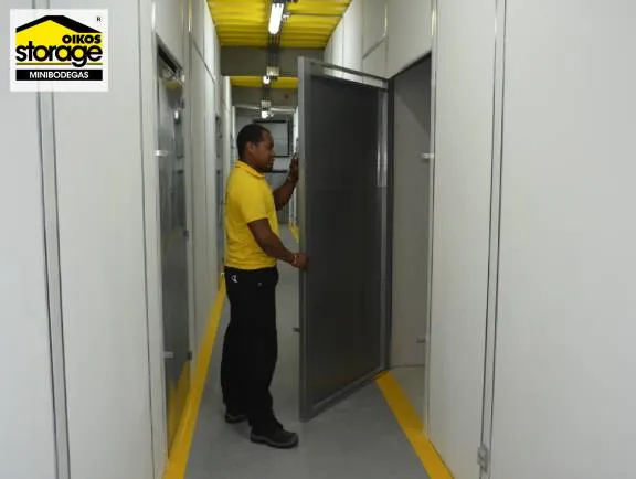 bodega de almacenamiento unidad de self storage